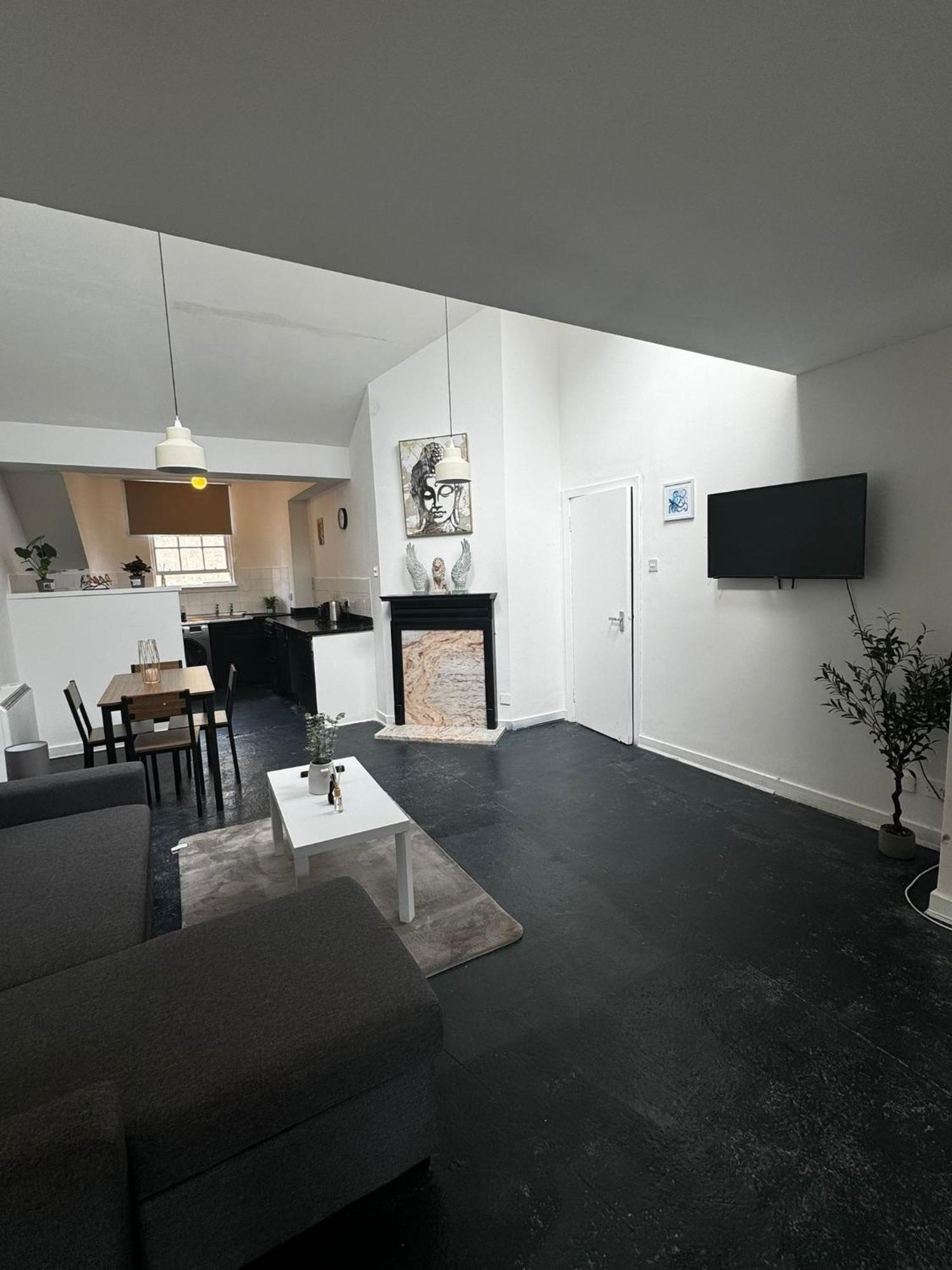 דירות Victoria Street View Flat In Edinburgh Eb10 מראה חיצוני תמונה